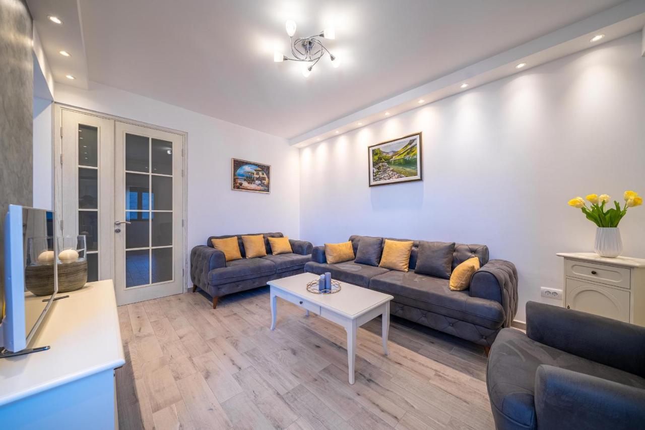 Boka View Luxury Suite - With Free Garage Parking Kotor Exterior foto