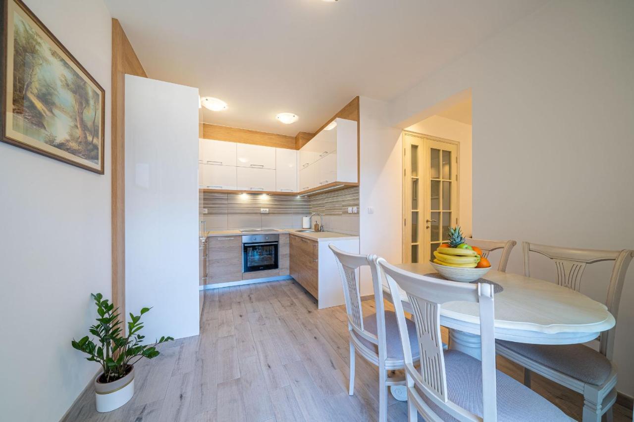 Boka View Luxury Suite - With Free Garage Parking Kotor Exterior foto